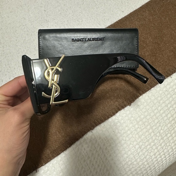 Sunglasses - Picture 13 of 13